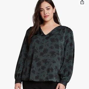 Ava & Viv blouse 1X